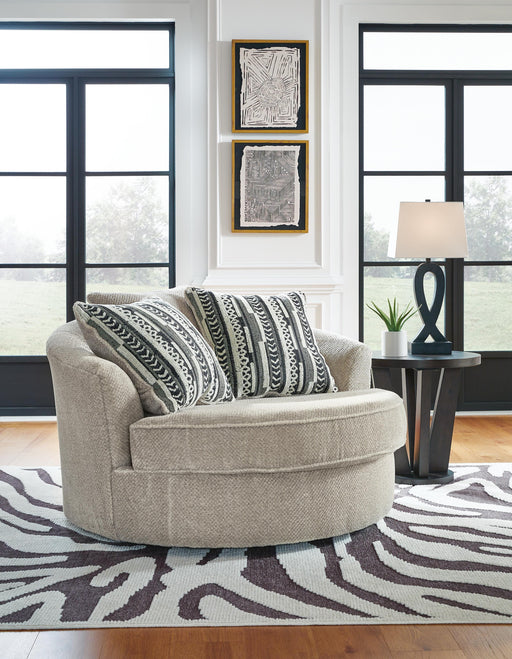 Calnita Oversized Swivel Accent Chair - Dan Dan The Mattress Man (Midland, MI)