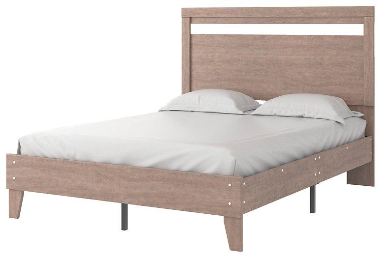 Flannia Bedroom Set