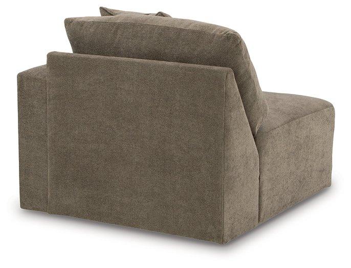 Raeanna Sectional Sofa