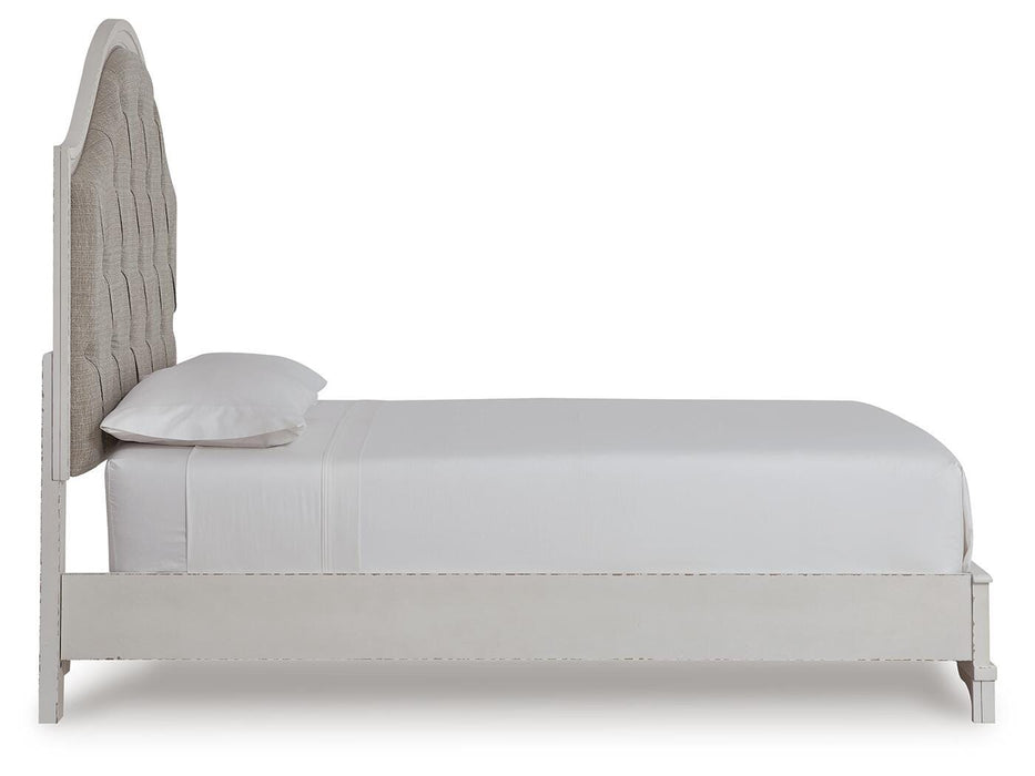 Blendon Queen Upholstered Bed - Dan Dan The Mattress Man (Midland, MI)