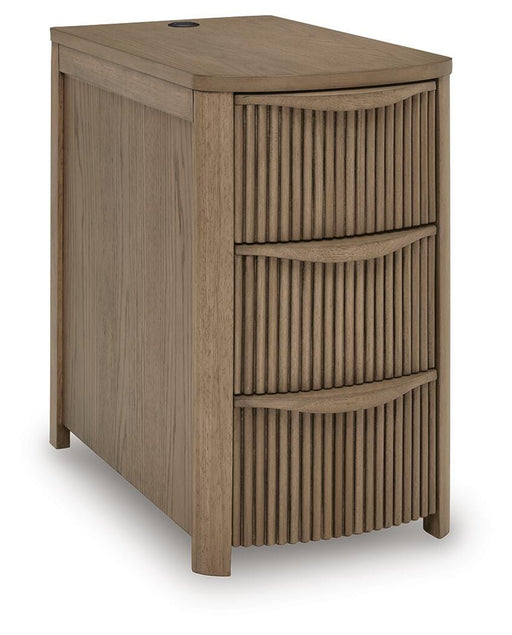 Camdill Chairside End Table - Dan Dan The Mattress Man (Midland, MI)